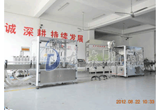 密排定位農藥液體灌裝機